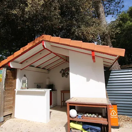 بيت للعطل Maison Saint-brevin-les-pins, 5 Pieces, 10 Personnes - Fr-1-364-86 *
